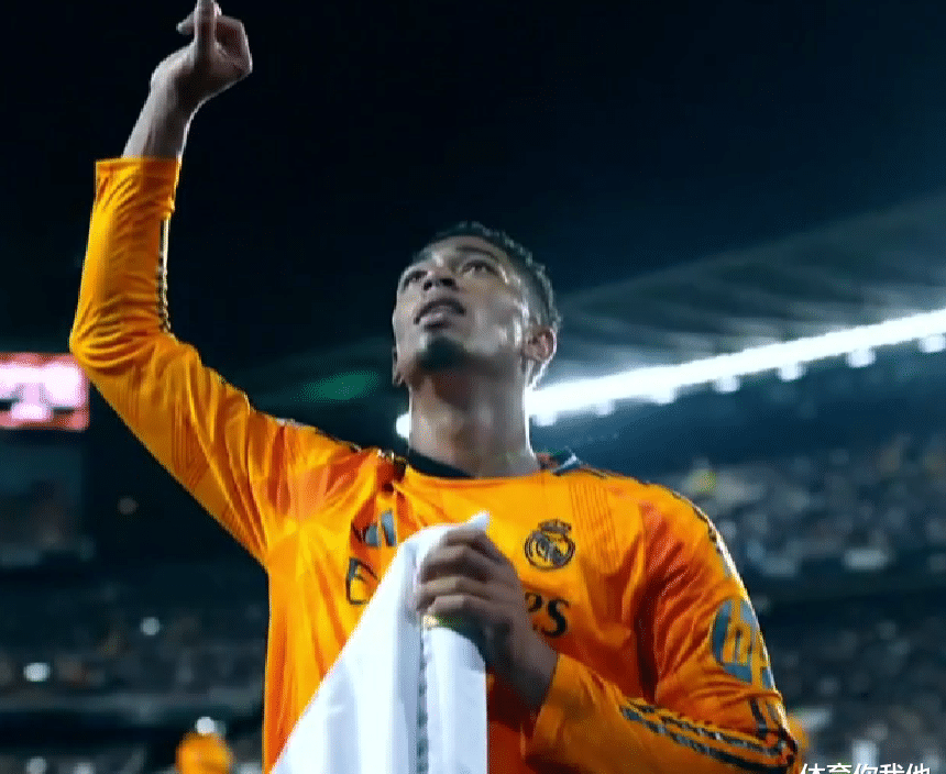 关于瓦伦西亚逆转战胜,球迷雀跃欢呼的信息 关于瓦伦西亚逆转战胜,球迷雀跃欢呼的信息