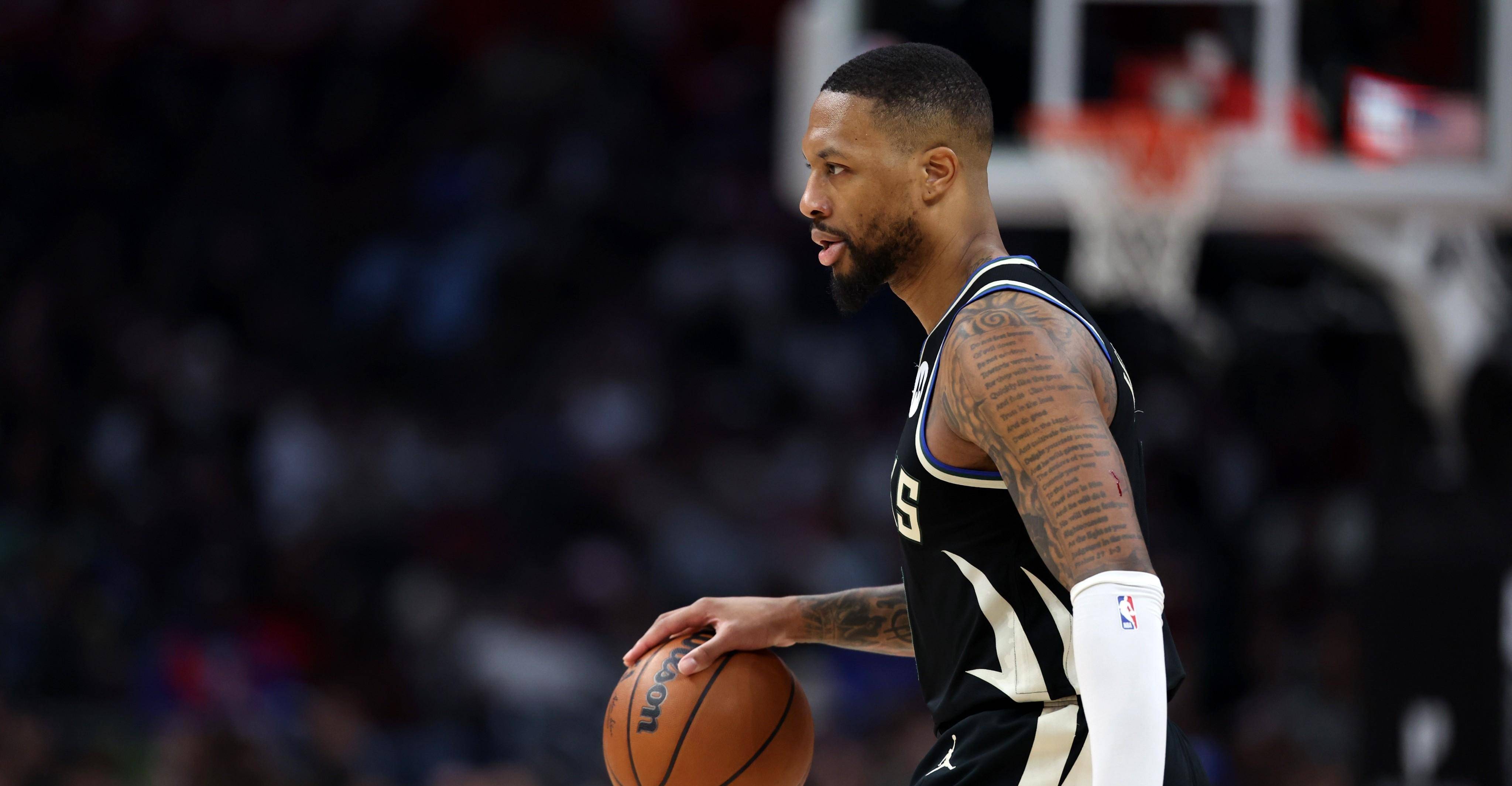 雄鹿队球星受到恶性犯规送赛季报销的简单介绍 雄鹿队球星受到恶性犯规送赛季报销的简单介绍