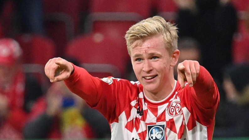 关于门兴格拉德巴赫失球不断,面临防守危机!的信息 关于门兴格拉德巴赫失球不断,面临防守危机!的信息