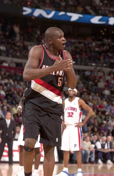 -尼克主场力克国王，兰多夫砍下27分表现抢眼