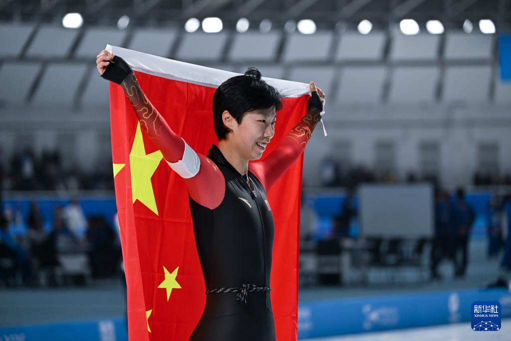 爱沙尼亚选手实现夺冠壮举,获得金牌 爱沙尼亚选手实现夺冠壮举,获得金牌