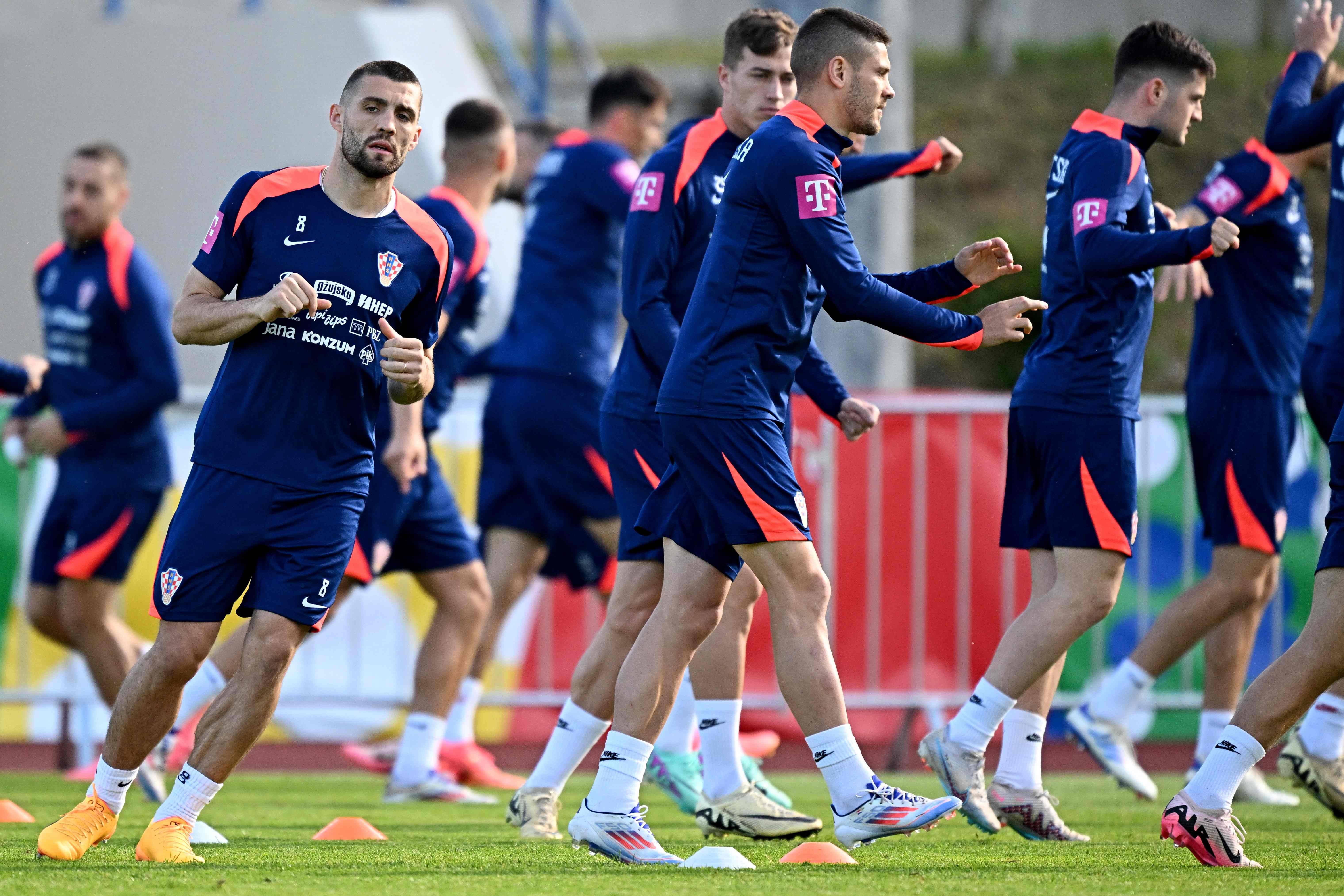 波兰队不敌克罗地亚队遭遇比赛失利