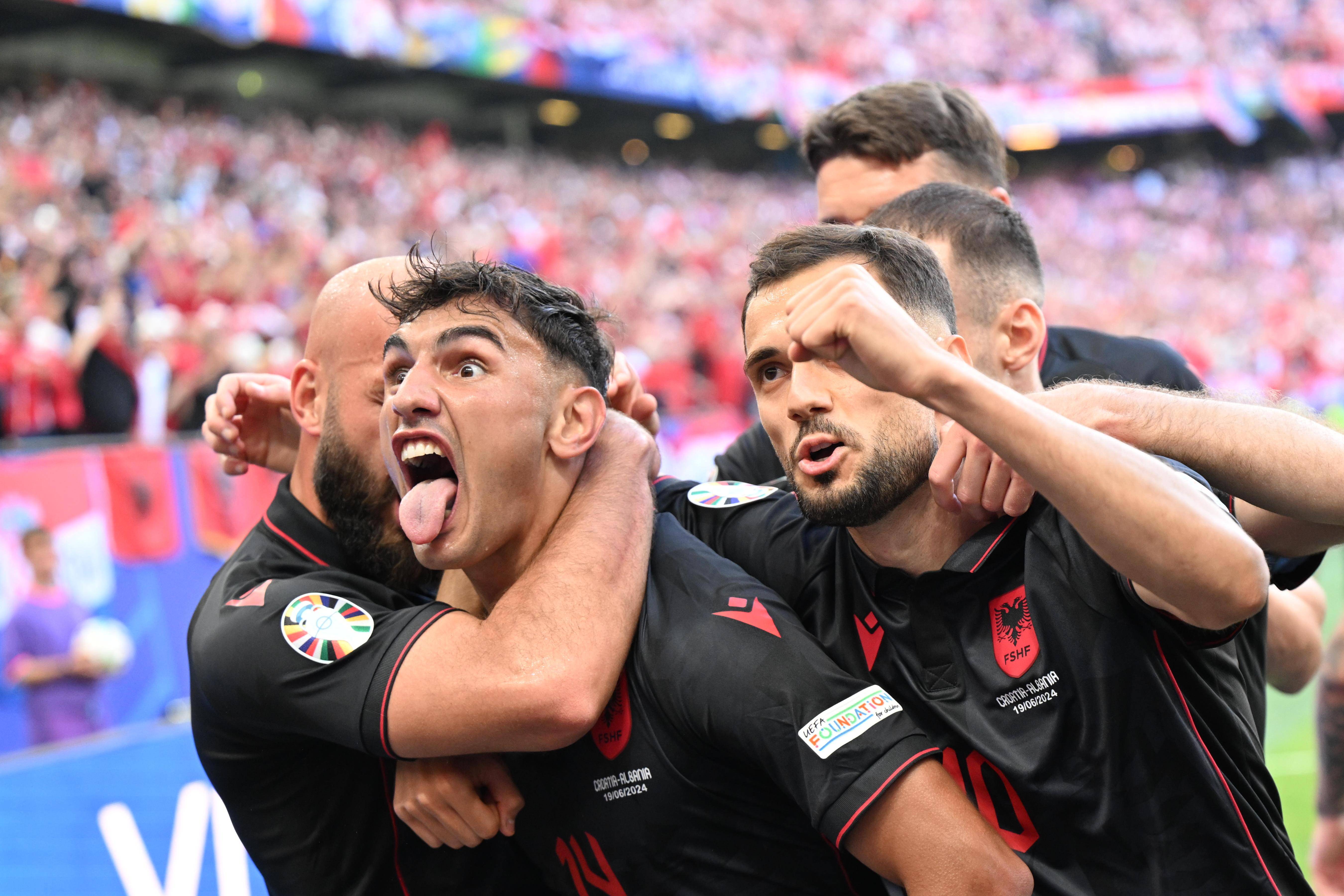 波兰队不敌克罗地亚队遭遇比赛失利