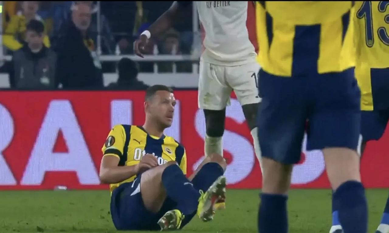 卡利亚里客场被莱切战平,遭遇阻击 卡利亚里客场被莱切战平,遭遇阻击