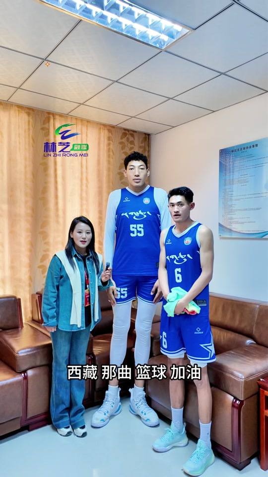 西藏男篮在比赛中成功逆转，击败对手