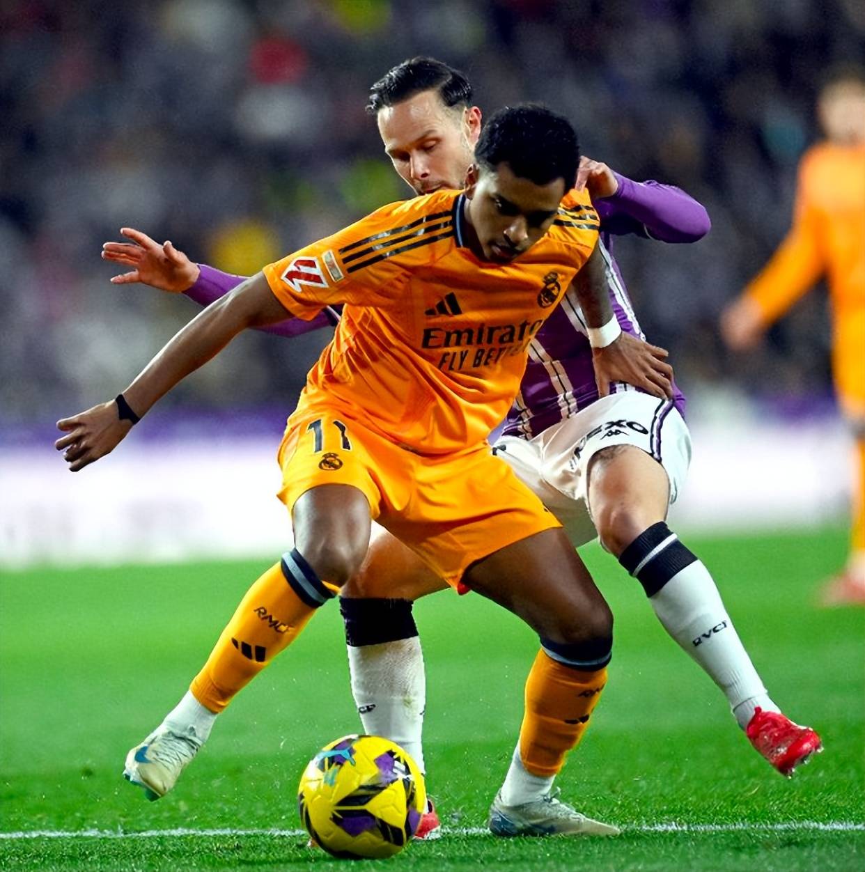 FBsports-包含皇马神锋连场进球，豪取三连胜的词条