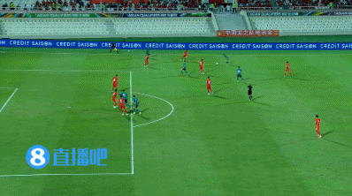 沃特福德边路传中频频威胁，战术奏效的简单介绍