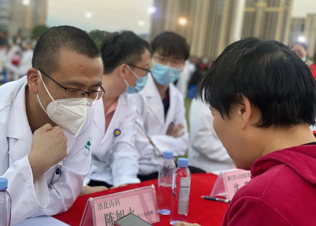 关于比埃拉重回沪上场，中超精英云集全程爆棚的信息