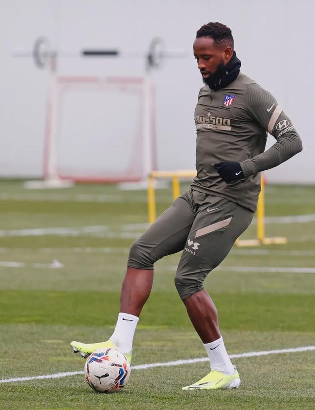 埃瓦尔客场惊天绝杀