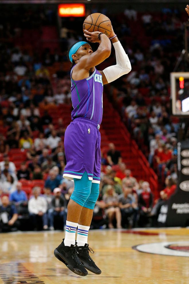 FB体育在线-热火主场击败黄蜂，海沃德29分难救主