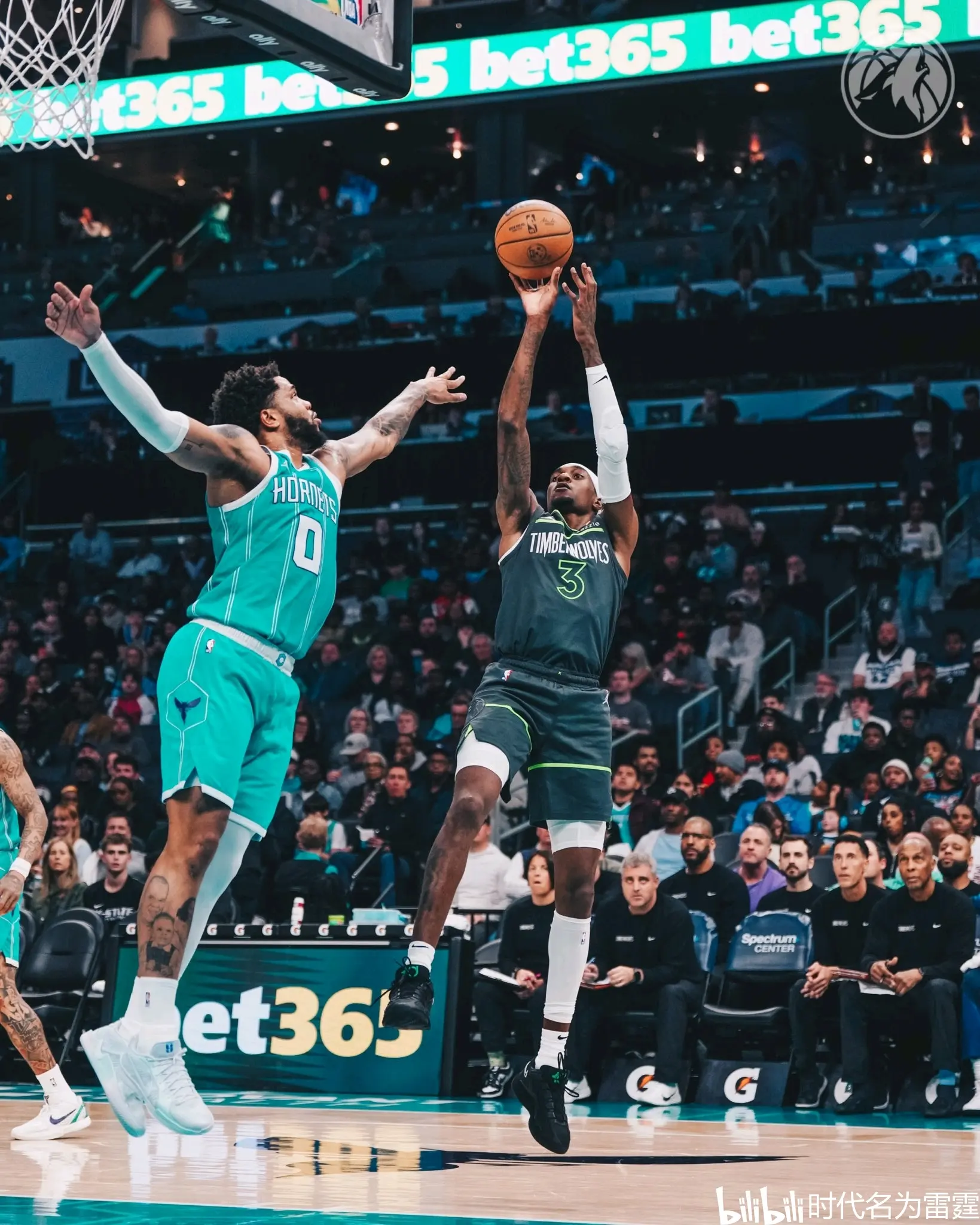 雄鹿大胜开拓者，取得NBA季前赛完美战绩