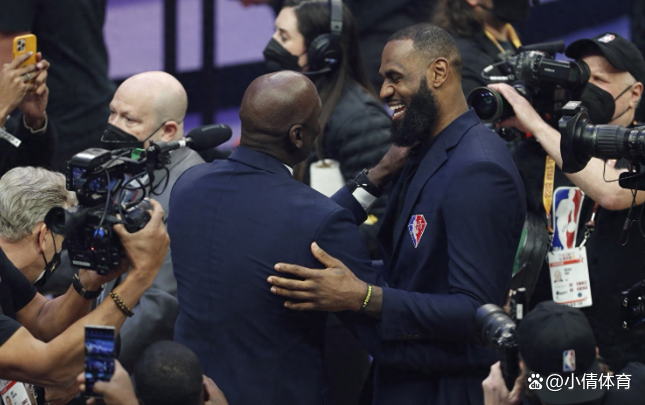 灰熊不敌湖人，詹皇狂砍42分