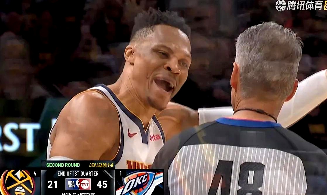 勇士客场惨败掘金，遭遇两连败