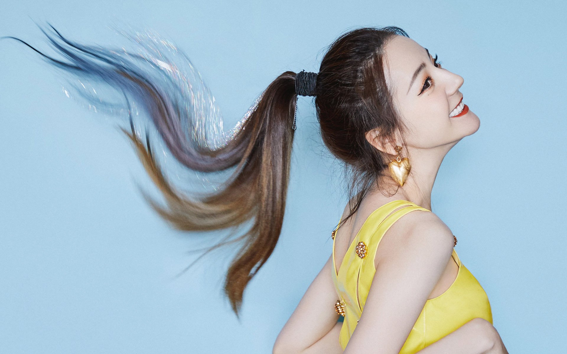 FB体育-教科书般的掌控力，法比尼奥如何主宰F1年度争冠之夜